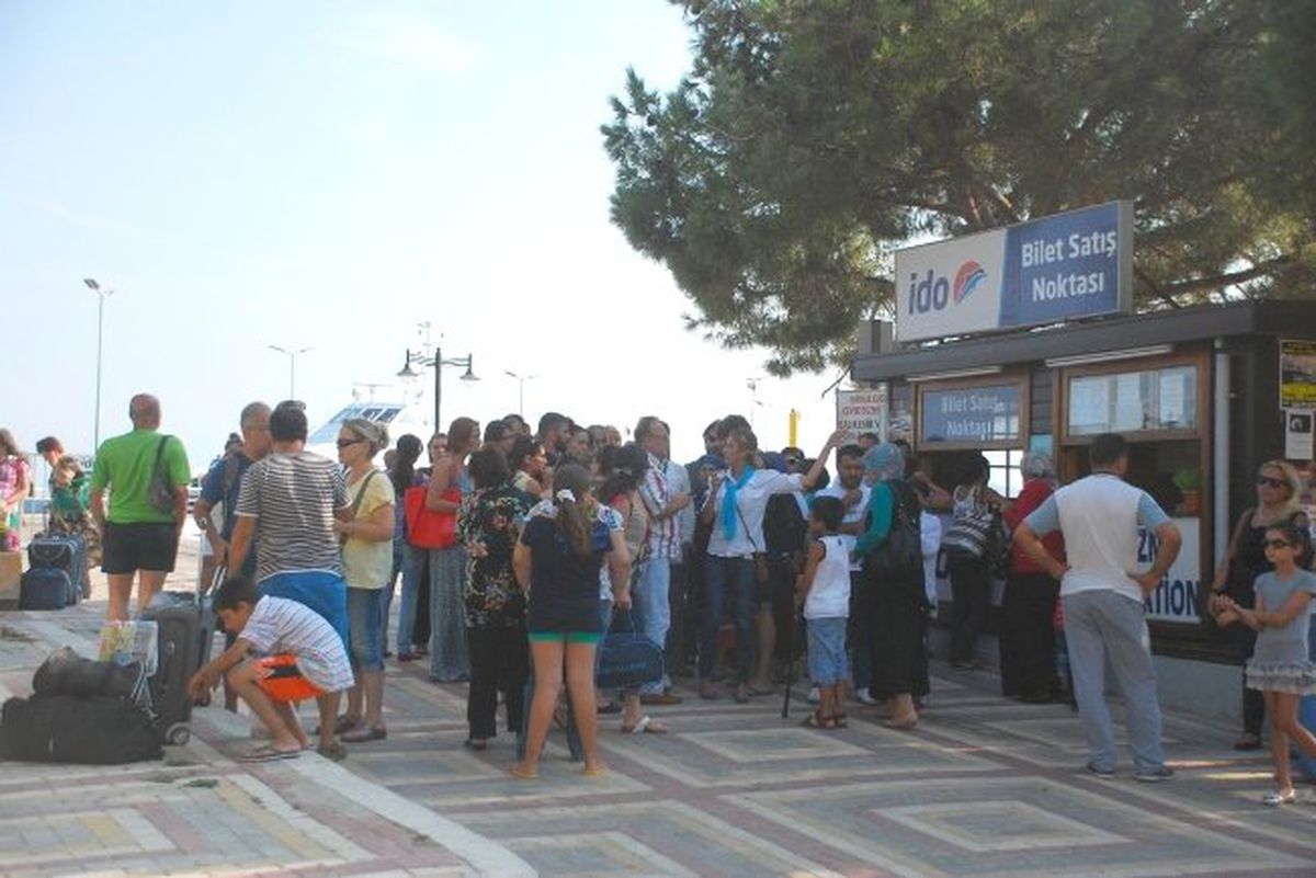 Deniz Otobüsü Seferleri İptal Edildi