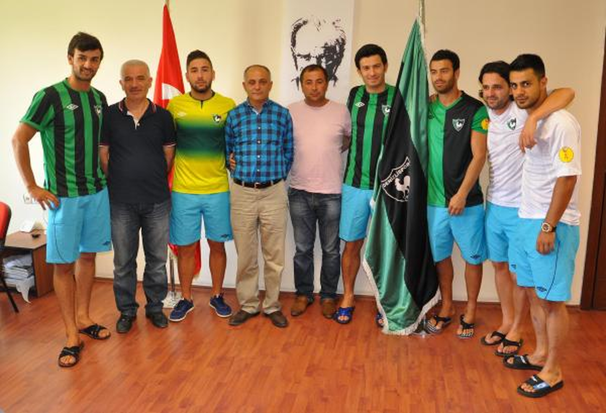 Denizlispor\'da İmza Şov