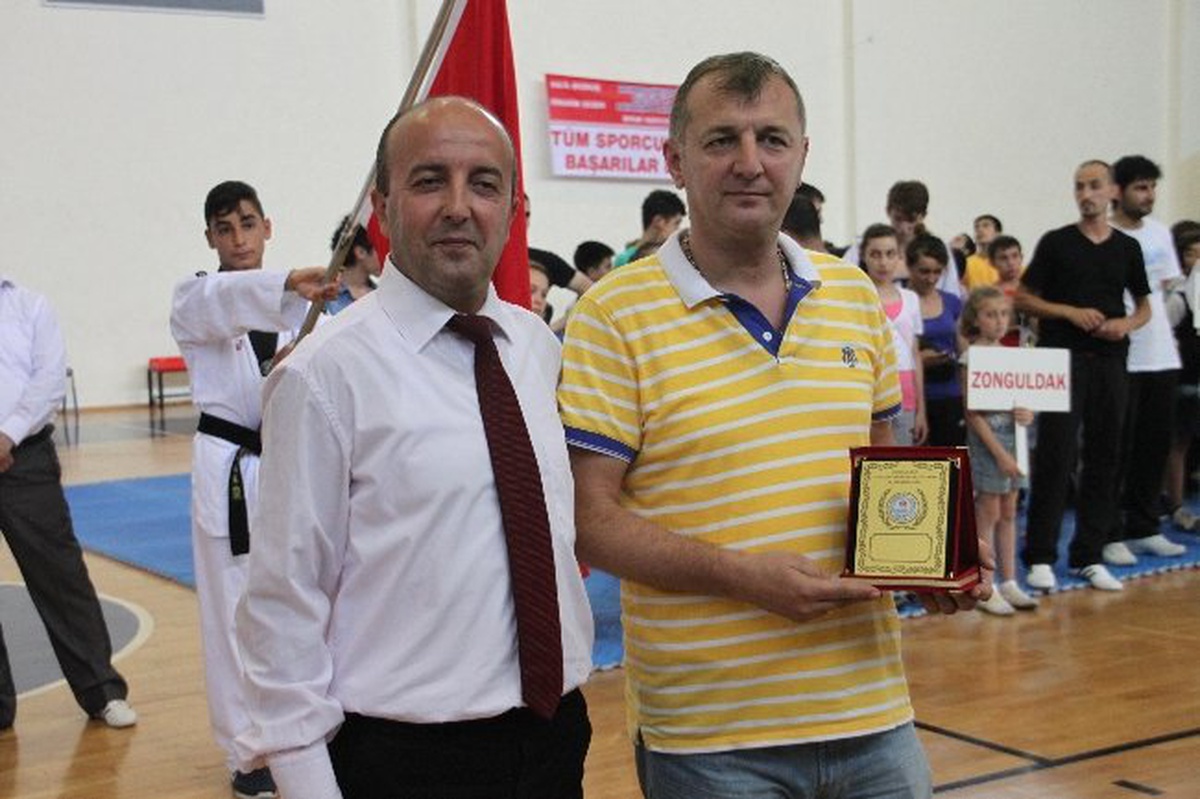 Ereğli\'de Batı Karadeniz Taekwondo Turnuvası Düzenlendi