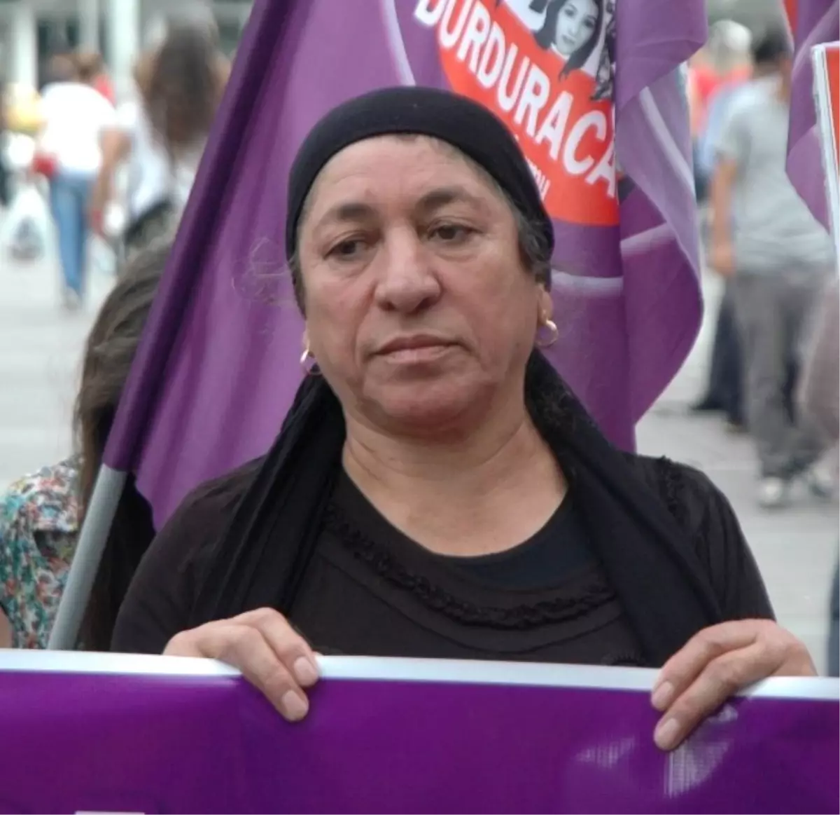 Güvenpark\'ta Kadın Cinayetleri Protesto Edildi