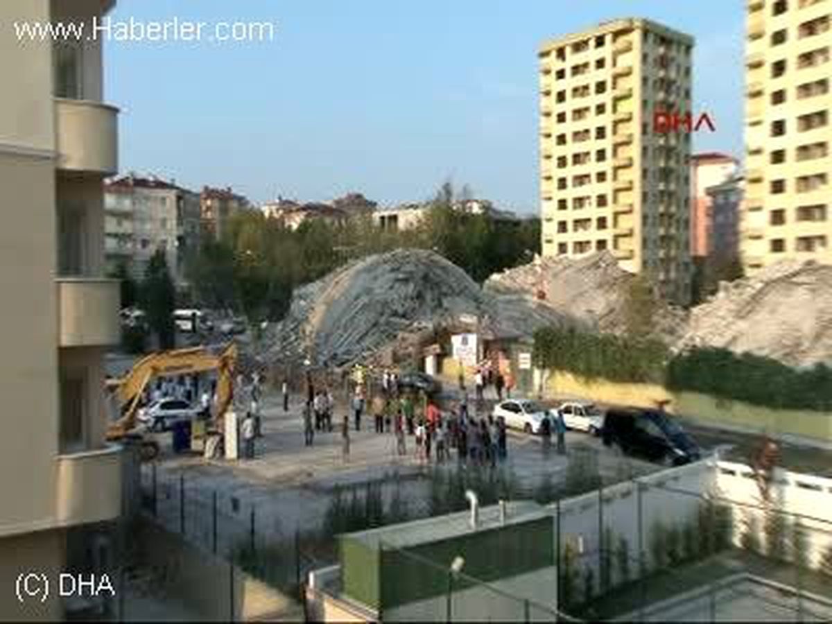 Kartal\'da Kentsel Dönüşüm Yıkımı