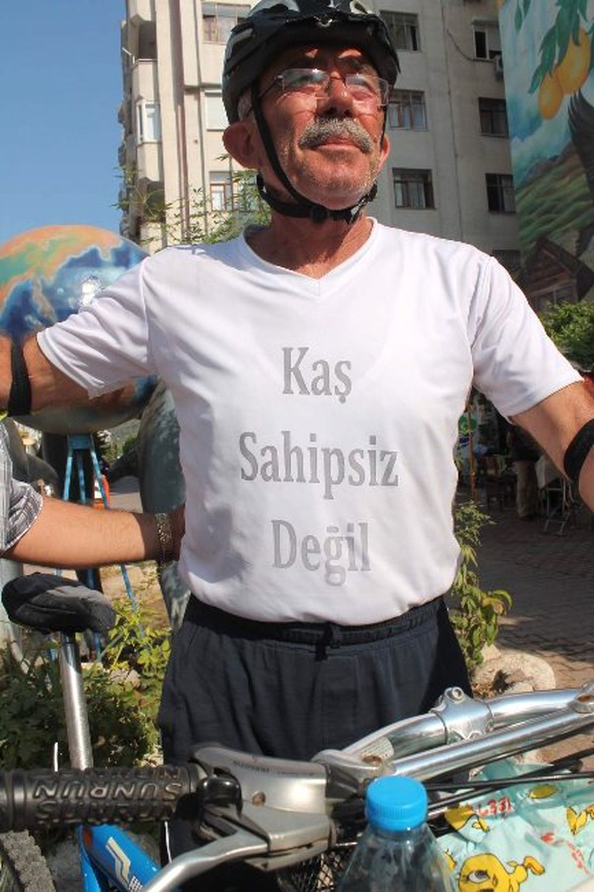 Kaş\'ın Sorunlarına Dikkat Çekmek İçin Pedal Çevirecek