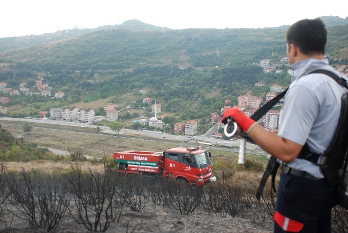 Kdz. Ereğli\'de Orman Yangını Büyümeden Söndürüldü