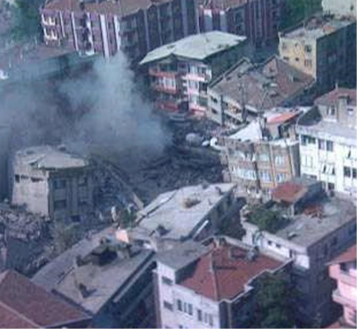 Marmara Depreminin 14. Yılı Gölcükte Anıldı