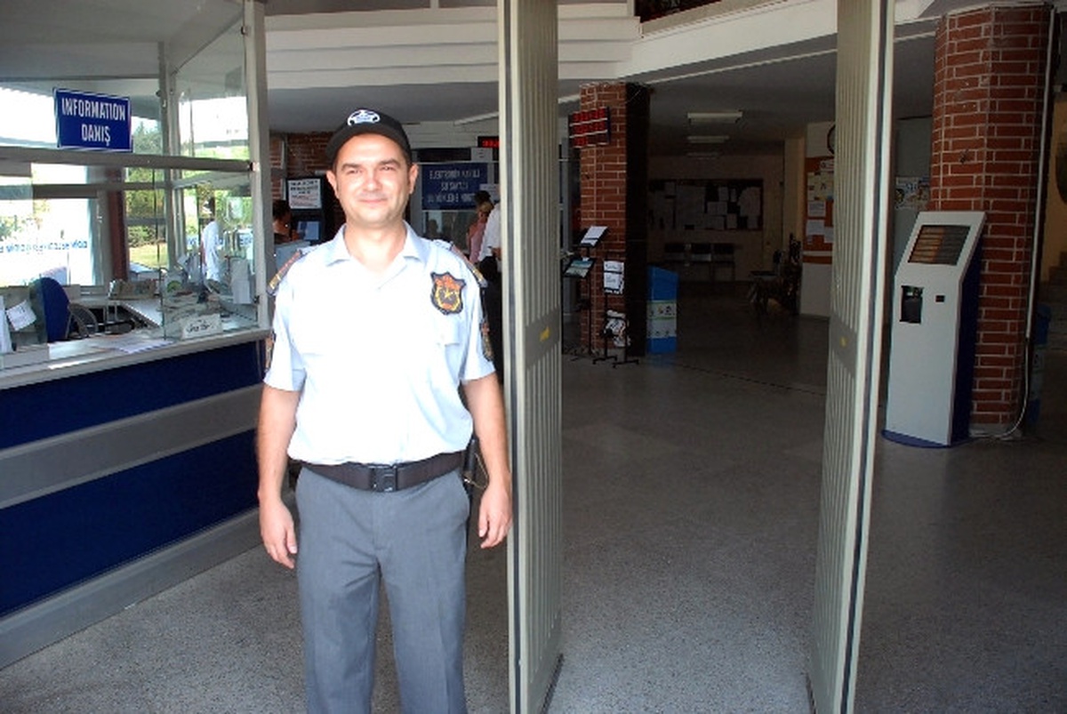 Mesleği Biyolog Ama Özel Güvenlik Görevlisi..