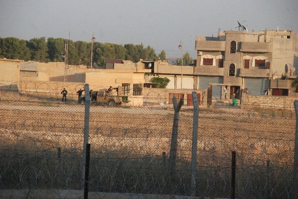 Pyd Doçkalarla Vurdu
