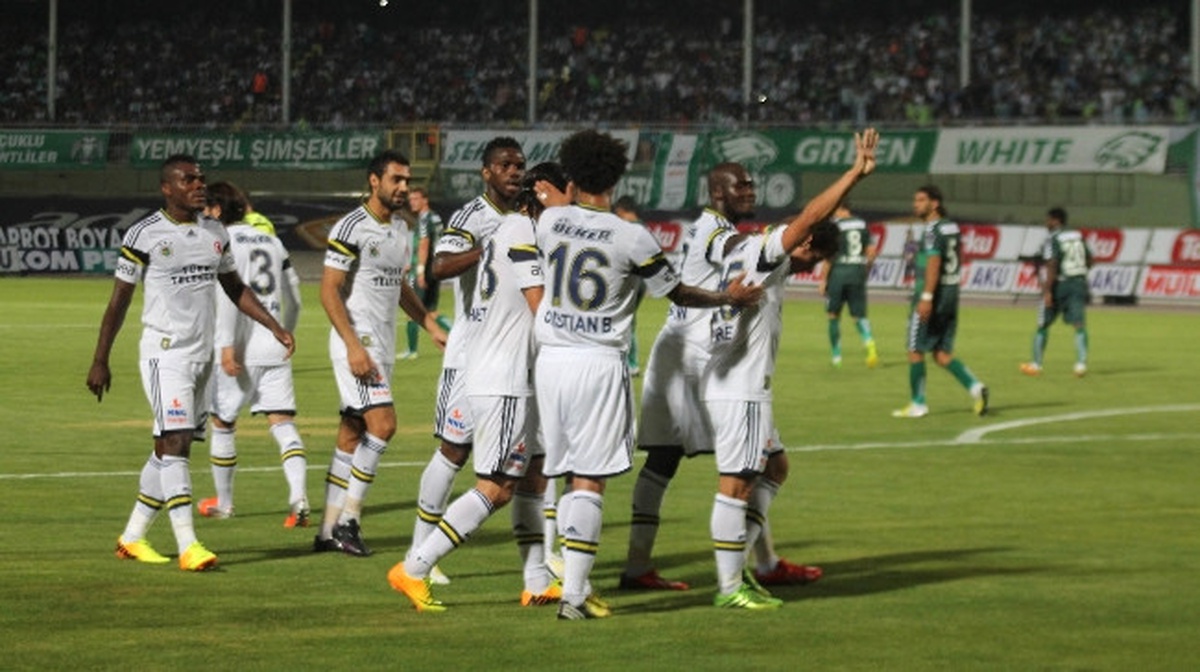 Torku Konyaspor - Fenerbahçe Maçı 2-0 Devam Ediyor