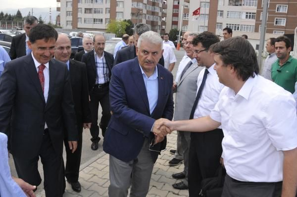 Ulaştırma, Denizcilik ve Haberleşme Bakanı Yıldırım, Kocaeli\'de