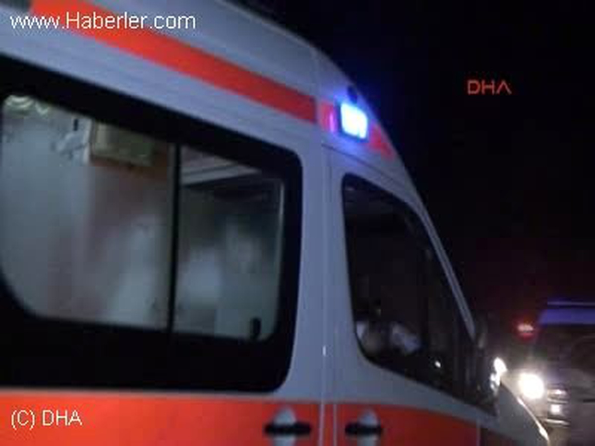 Arkadaşına Poz Verirken, Kayalıklardan Düşüp Öldü