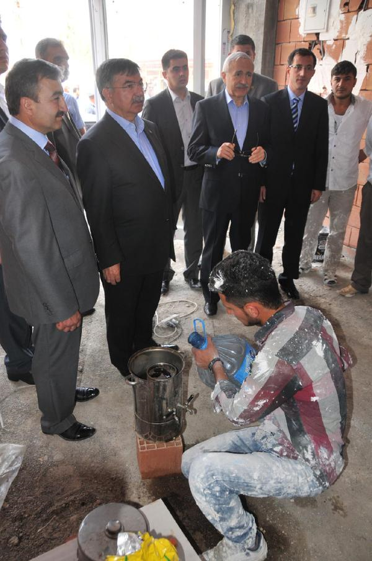 Savunma Bakanı\'ndan Sınırda Kaçakcıklığa Dair Açıklama