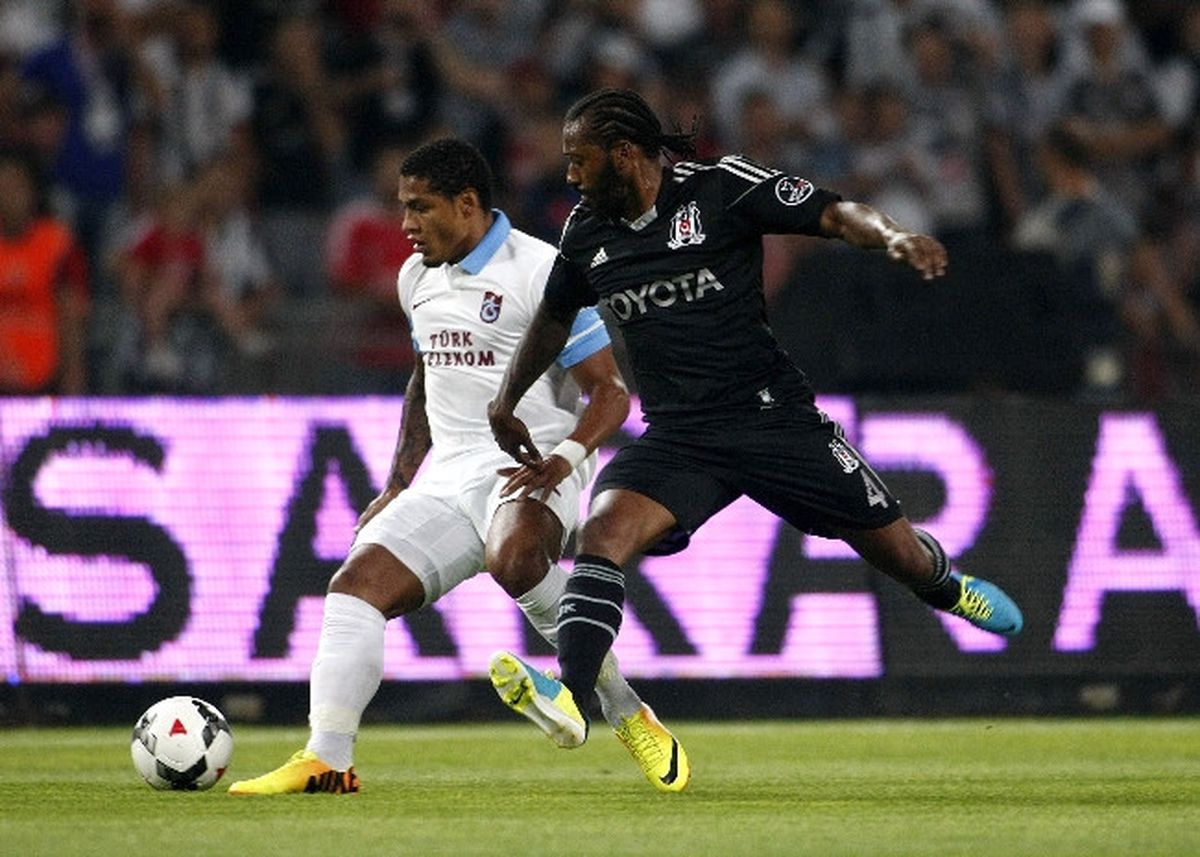 Beşiktaş - Trabzonspor Maçı 0-0 Devam Ediyor