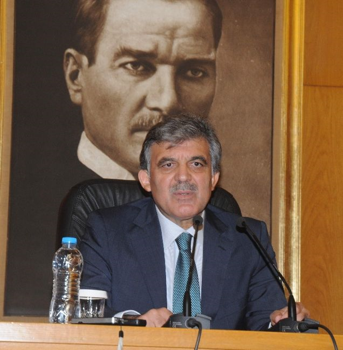 Cumhurbaşkanı Gül, Ankara\'ya Gitti