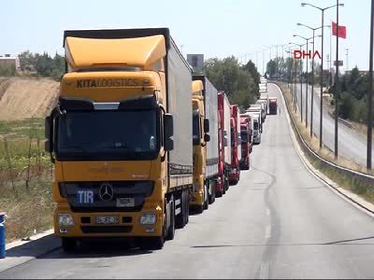 Kapıkule\'de 5 Kilometre Tır Kuyruğu