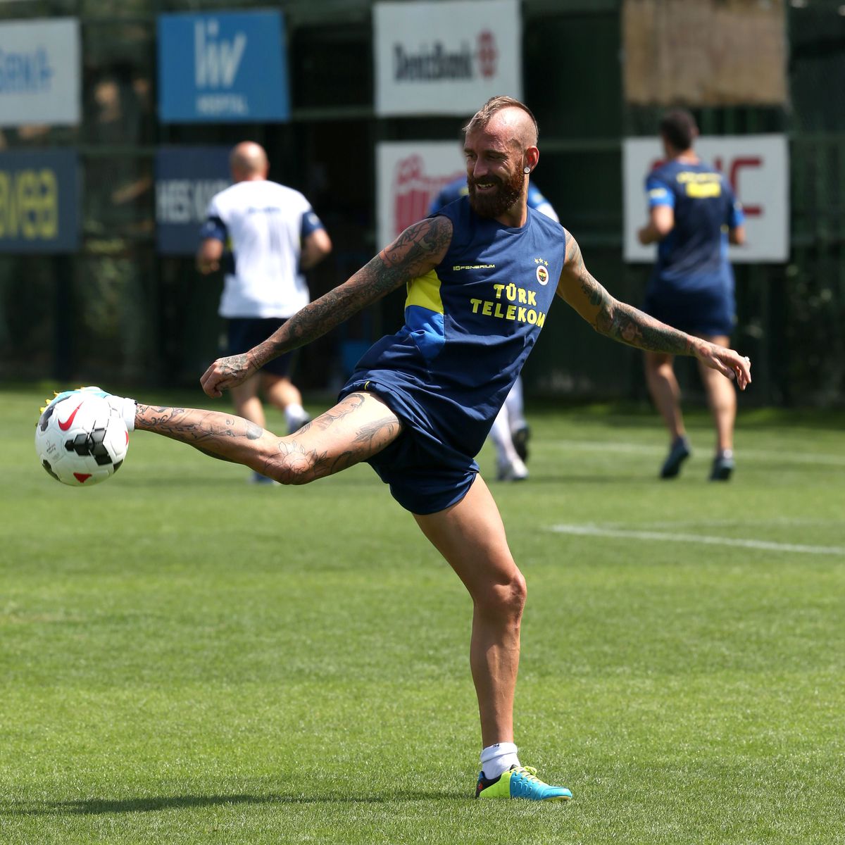 Fenerbahçe\'de Arsenal Mesaisi Başladı