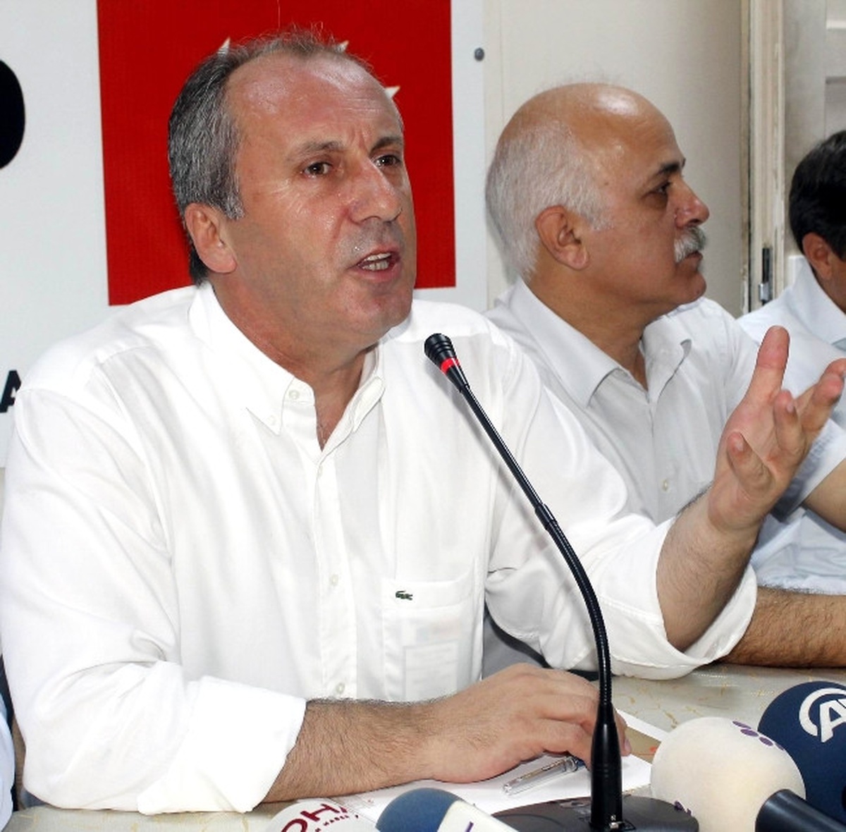 İnce: "Mısır\'da Yaşanan Olaylar Gezi Parkı\'ndaki Eziyeti Hatırlatıyor"