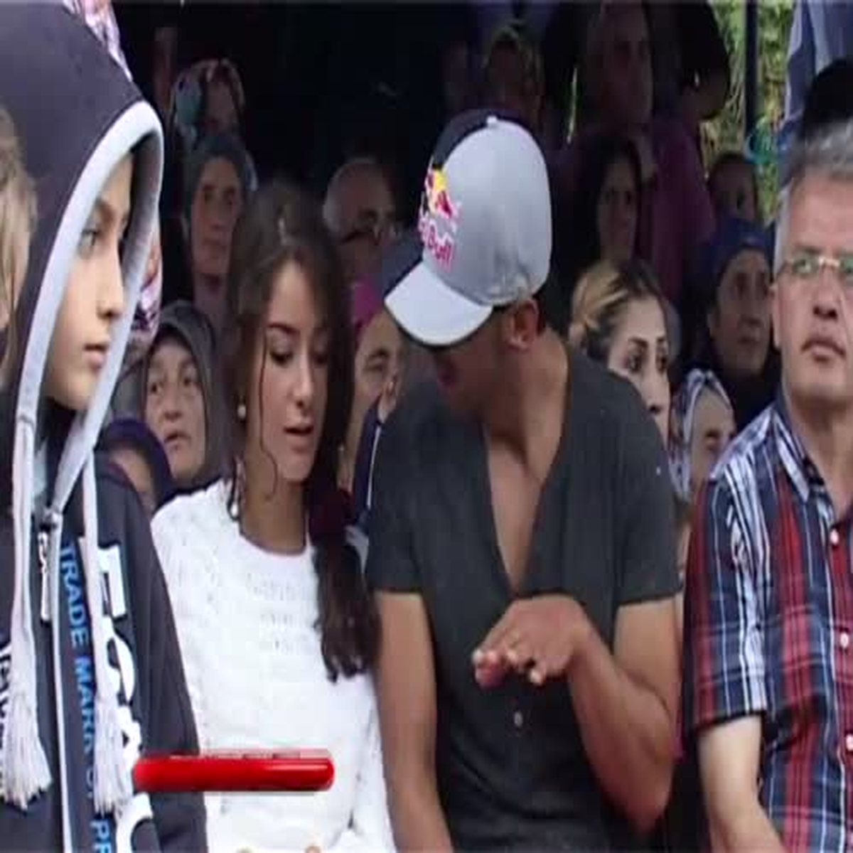 Kenan Sofuoğlu\'ndan \'Rabia\' İşareti