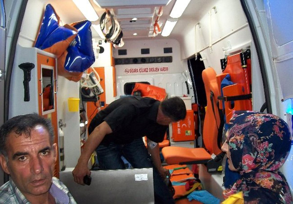 Motosiklet Yayaların Arasına Daldı