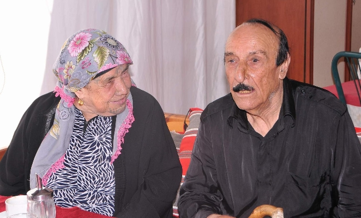 Şanlıurfalı Türkücü Güler Işık Babasını Kaybetti