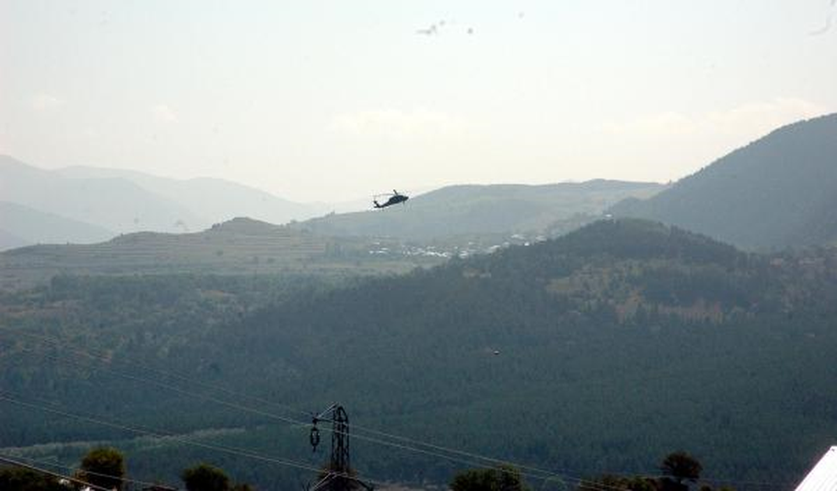 Sara Hastasını Bulmak İçin Kara ve Havadan Arama Yapılıyor