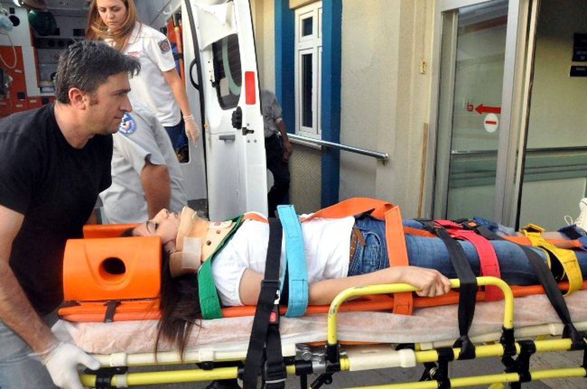 Sivas\'ta Trafik Kazaları: 12 Yaralı