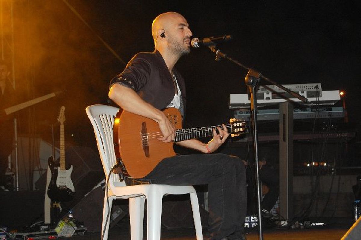 Taşköprü Festivalinde Soner Sarıkabadayı Sahne Aldı