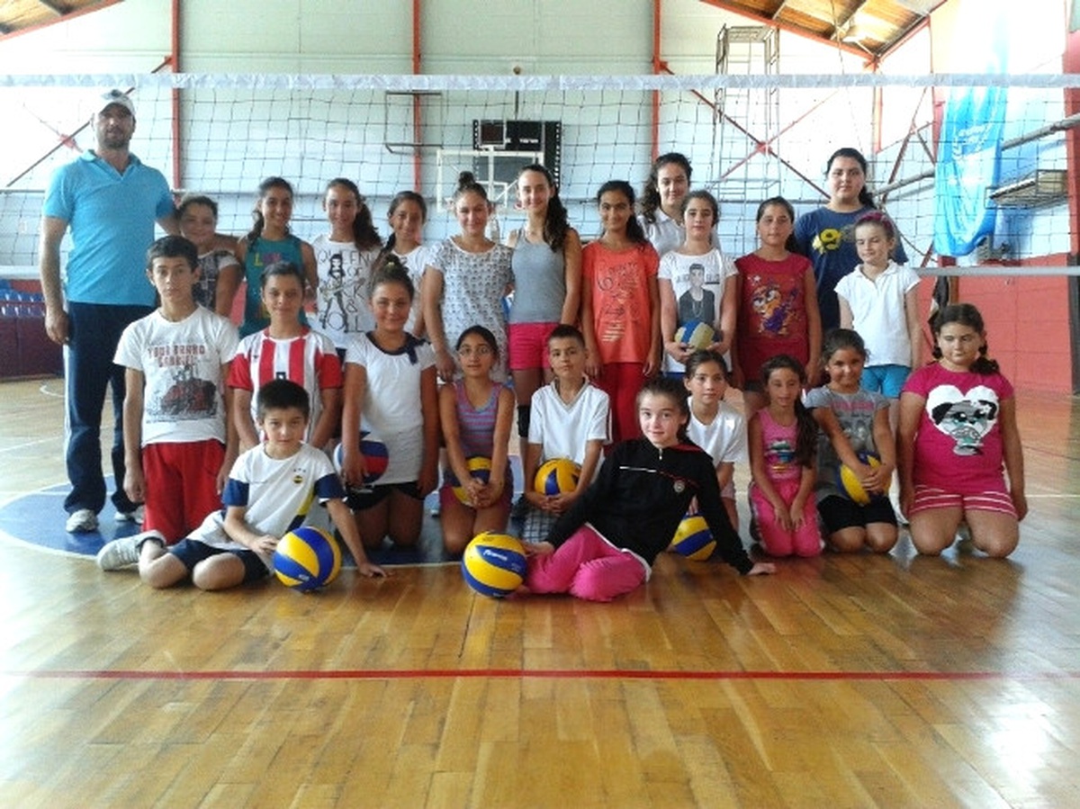 Akçakoca\'da Yaz Spor Okulları Devam Ediyor