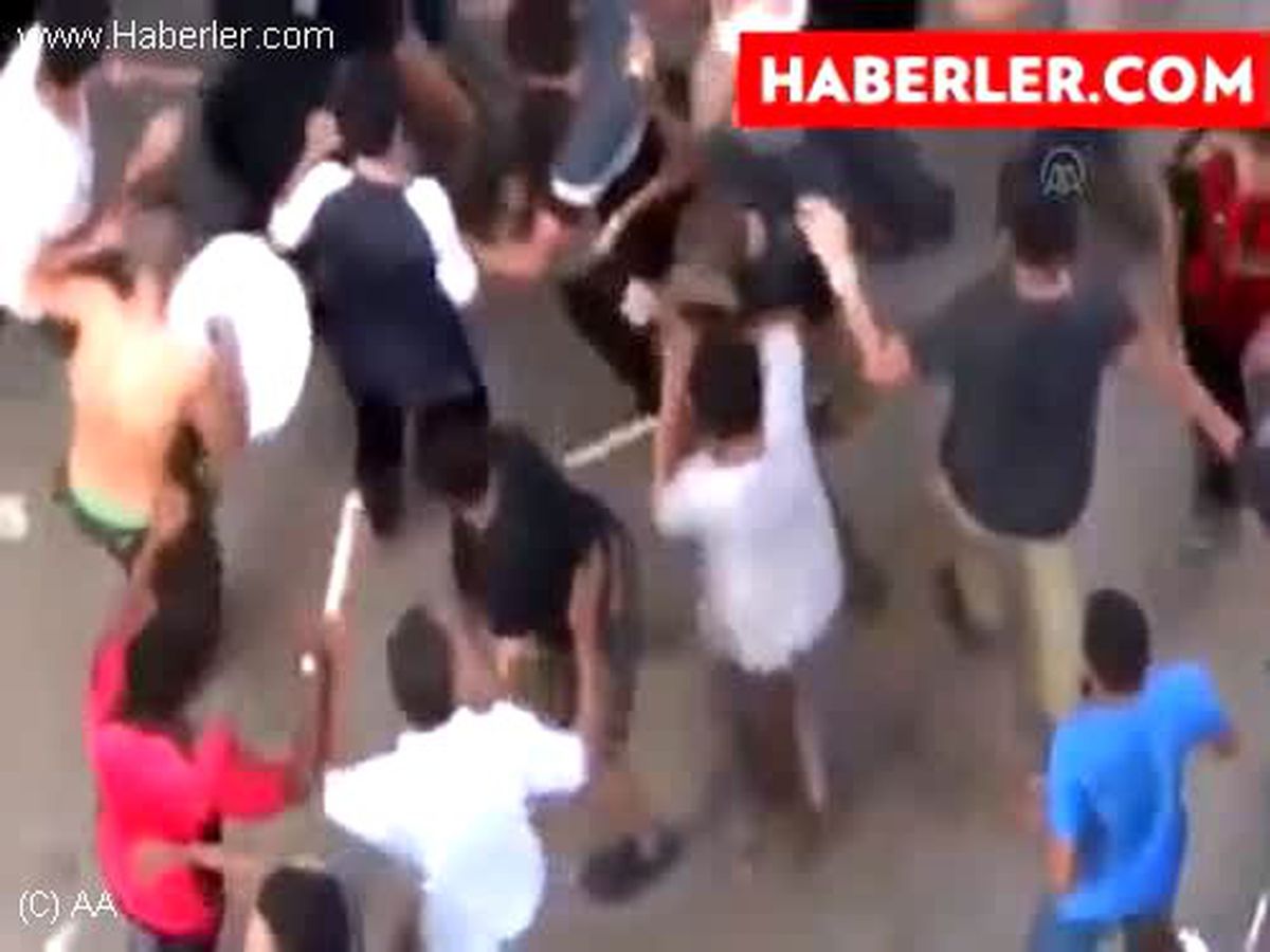 Mısır\'da "Baltacılar" Darbe Karşıtı Genci Linç Etti