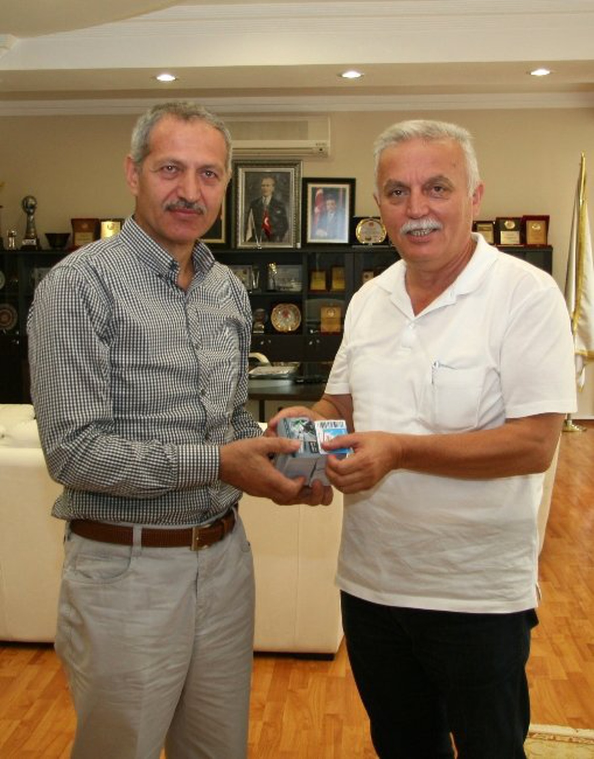 Başkan Dişli\'den Sakaryaspor\'a Kombine Desteği