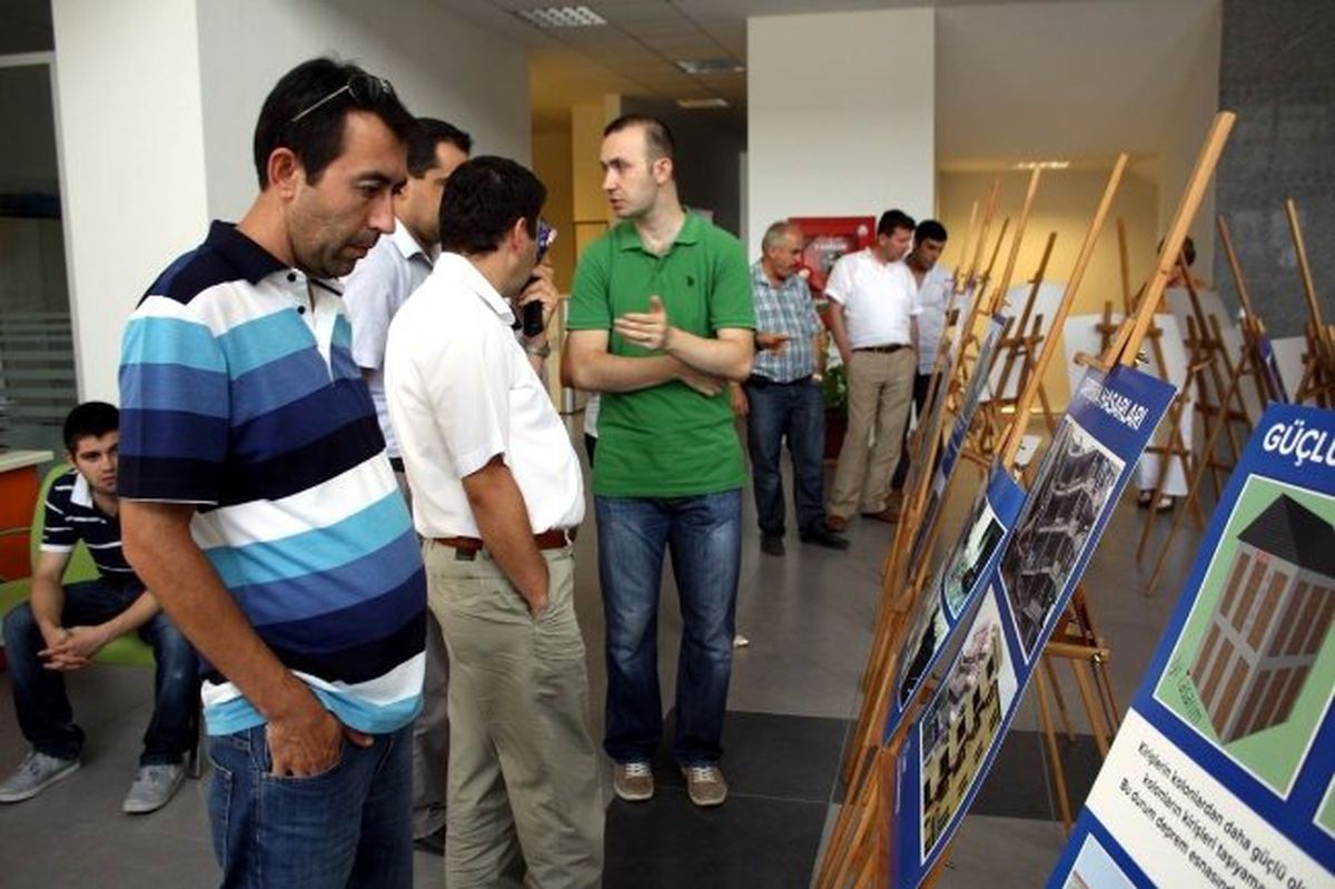Belediyeden Deprem Sergisi