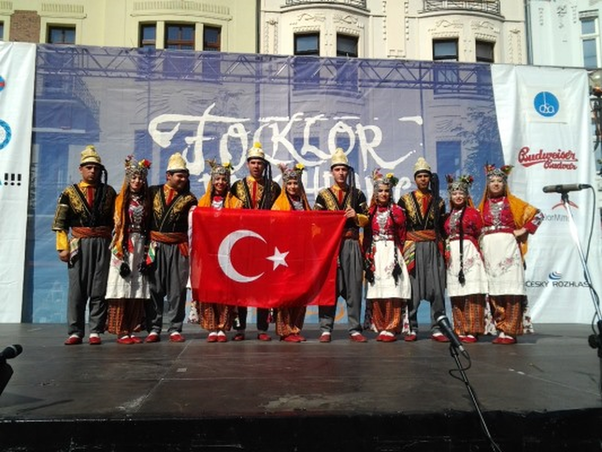 Büyükşehir, Halk Oyunları Festivalinde