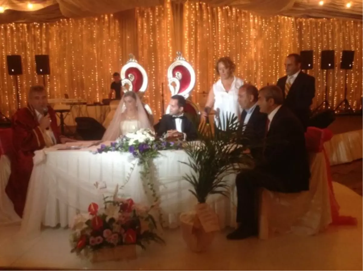 Cem Kara Nikahı Kıydı, Gürsel Tekin Şahit Oldu