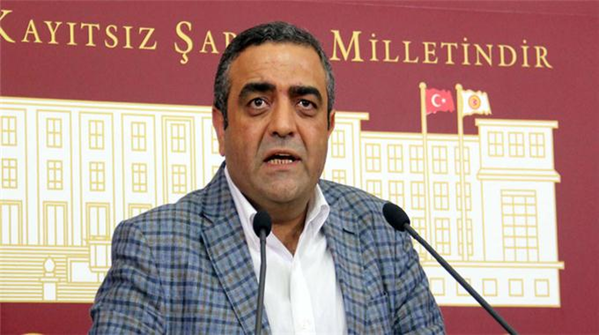 CHP\'li Tanrıkulu: Polis Sivillere Hangi Yetkiyle Diğer Vatandaşlara Saldırmalarını Emrediyor?