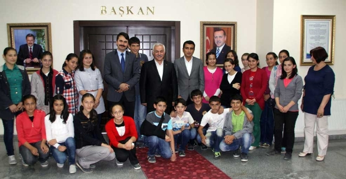Çubuk Belediyesi Bilgi Evleri\'nden Büyük Başarı