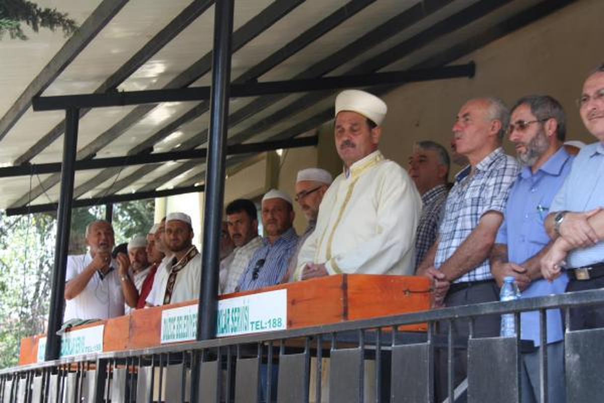 Düzce\'de Denizde Kaybolan İkinci Kardeşin De Cesedi Bulundu