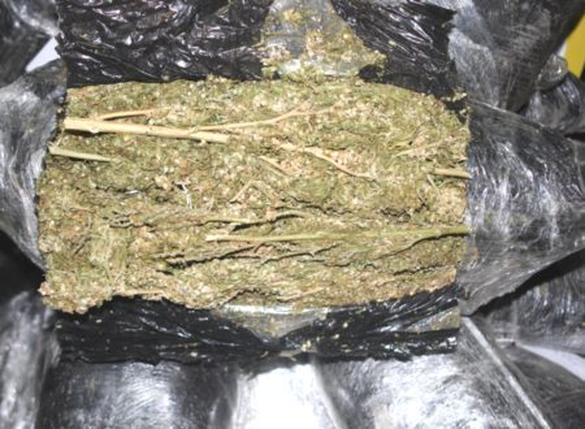 Diyarbakır\'da 32 Kilogram Esrar Ele Geçirildi