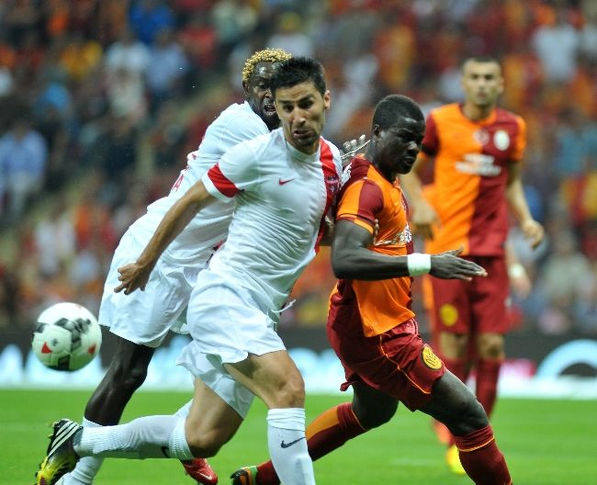 Galatasaray - Gaziantepspor Maçında "Gezi" Tezahüratı