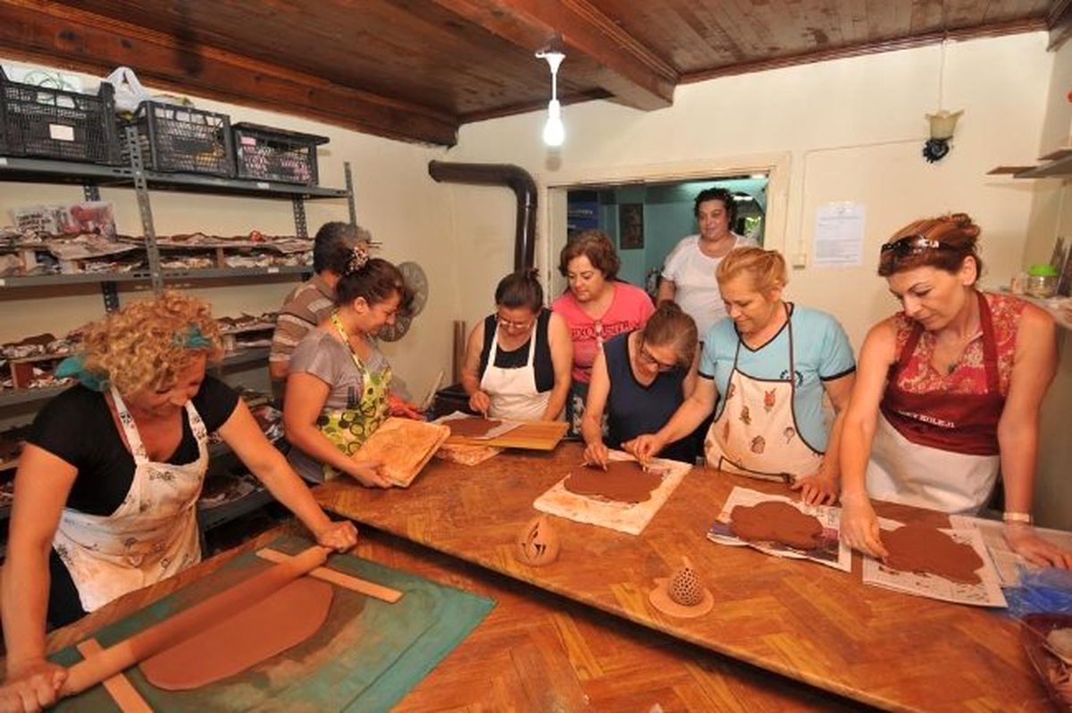 Güzelbahçeli Emeklilerin Seramik Aşkı