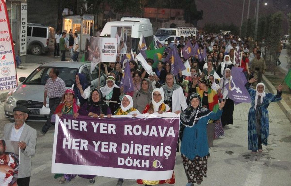 Hakkari\'de Rojava Protestosu