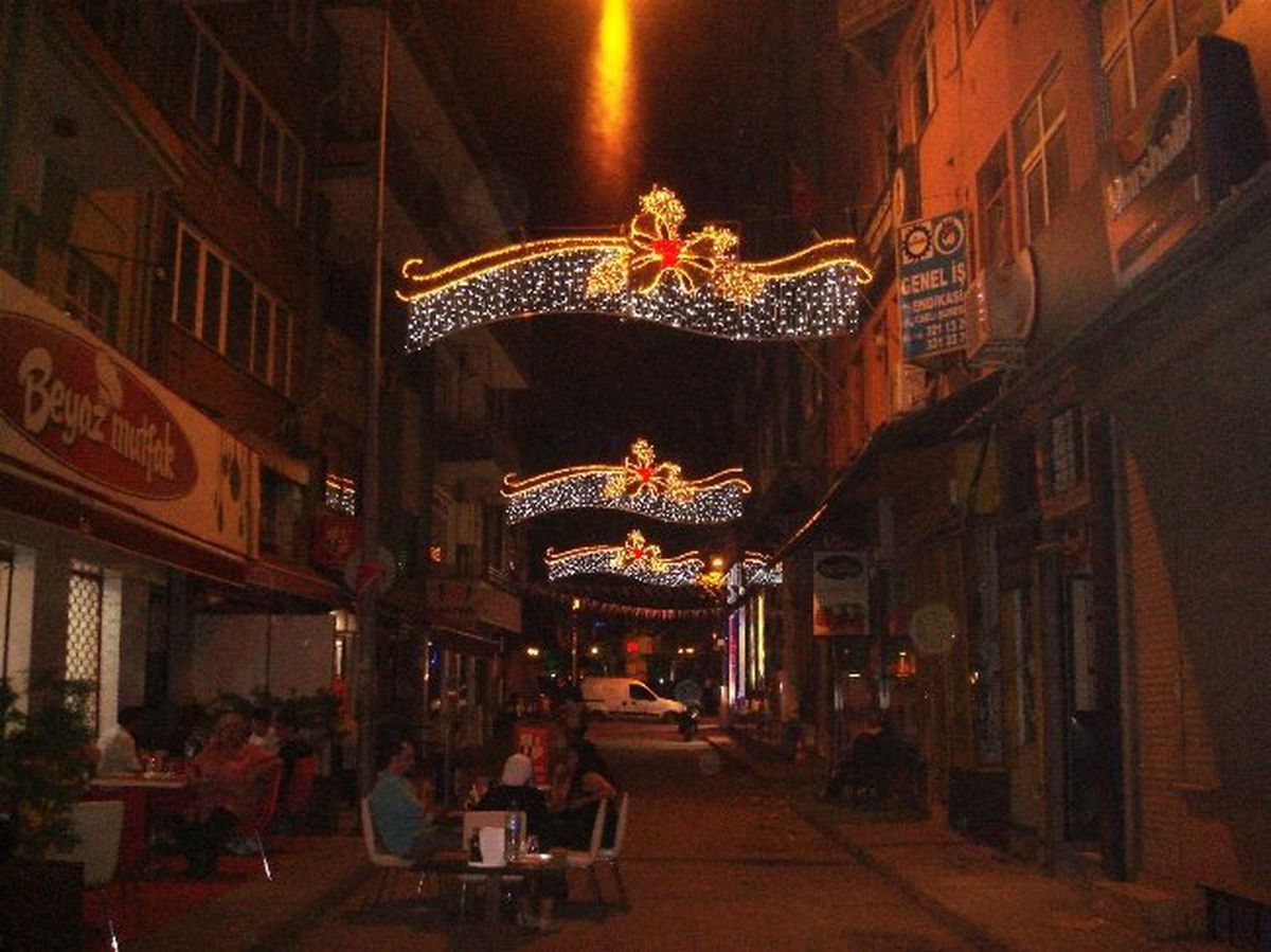 İzmit\'e Dekoratif Aydınlatma