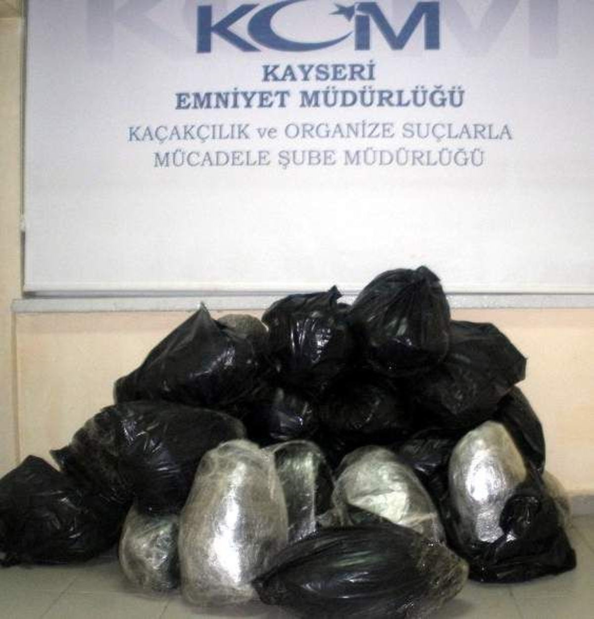 Kayseri\'de 121 Kilo 378 Gram Esrar Ele Geçirildi