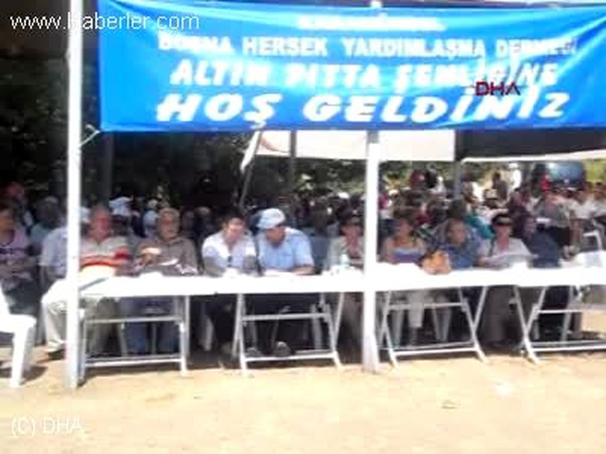 Kocaeli Boşnak Vatandaşlar; Karamürsel\'de Teferiç Pita Şenliği\'nde Buluştu