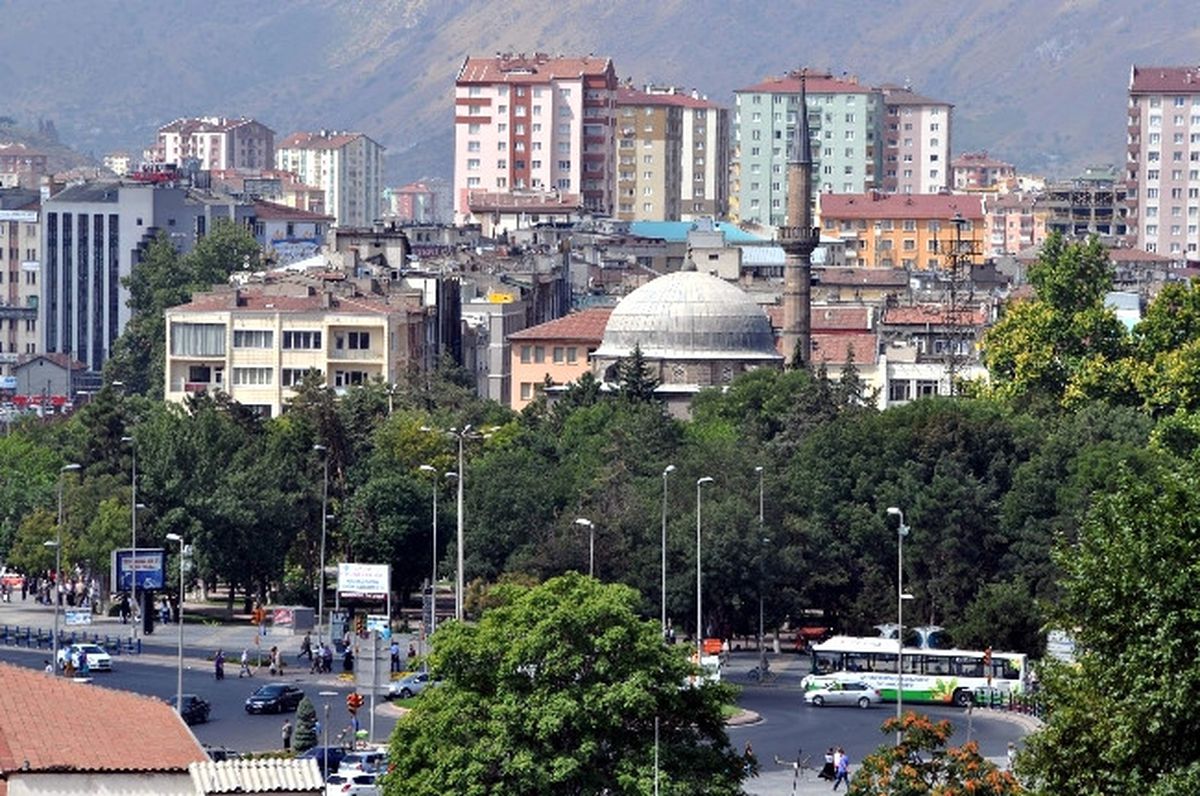 Kurşunlu Parkı Yenileniyor