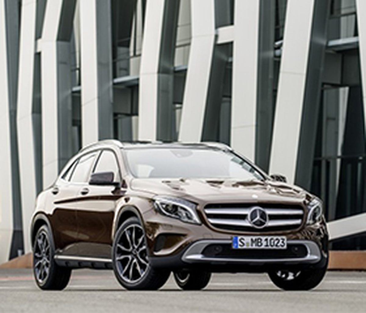 Mercedes Gla Yüzünü Gösterdi