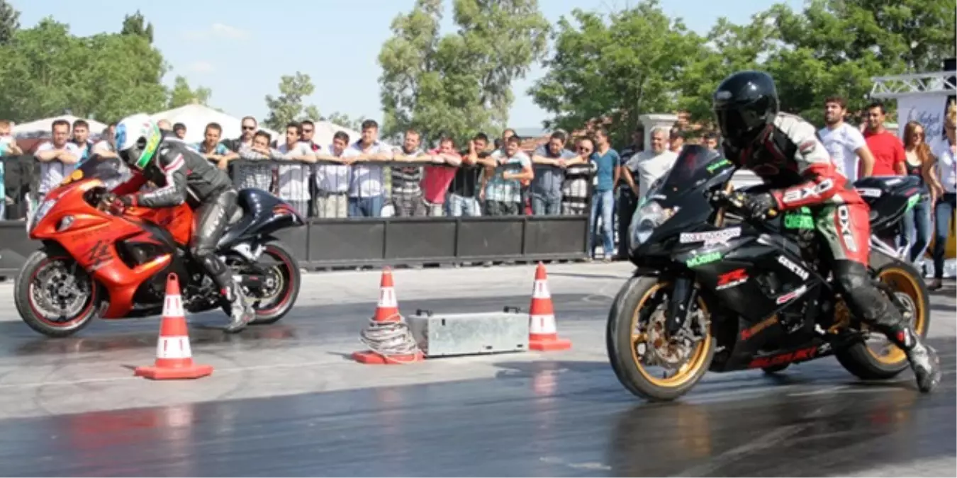 Motosiklet: Drag 4. Ayak Yarışları Akhisar\'da Yapıldı