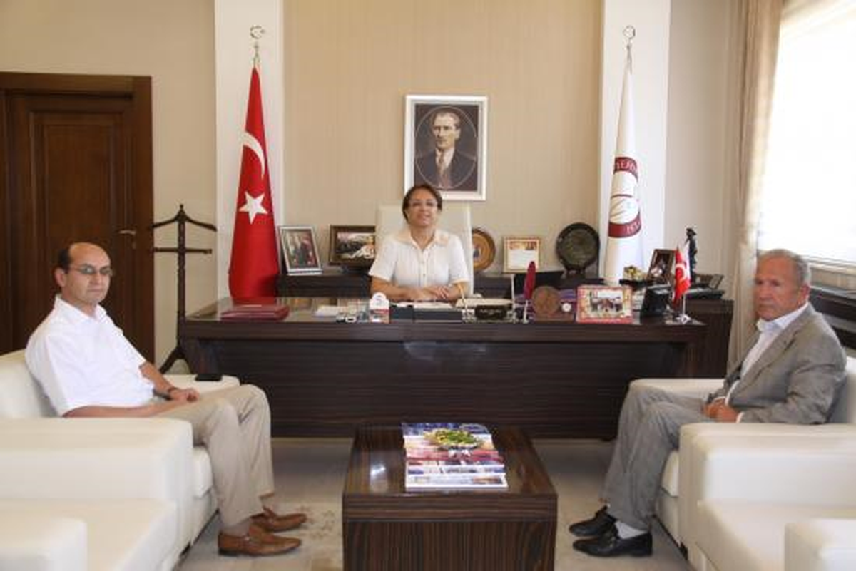 NTB Başkanı İbrahim Salaş\'tan Rektöre Ziyaret