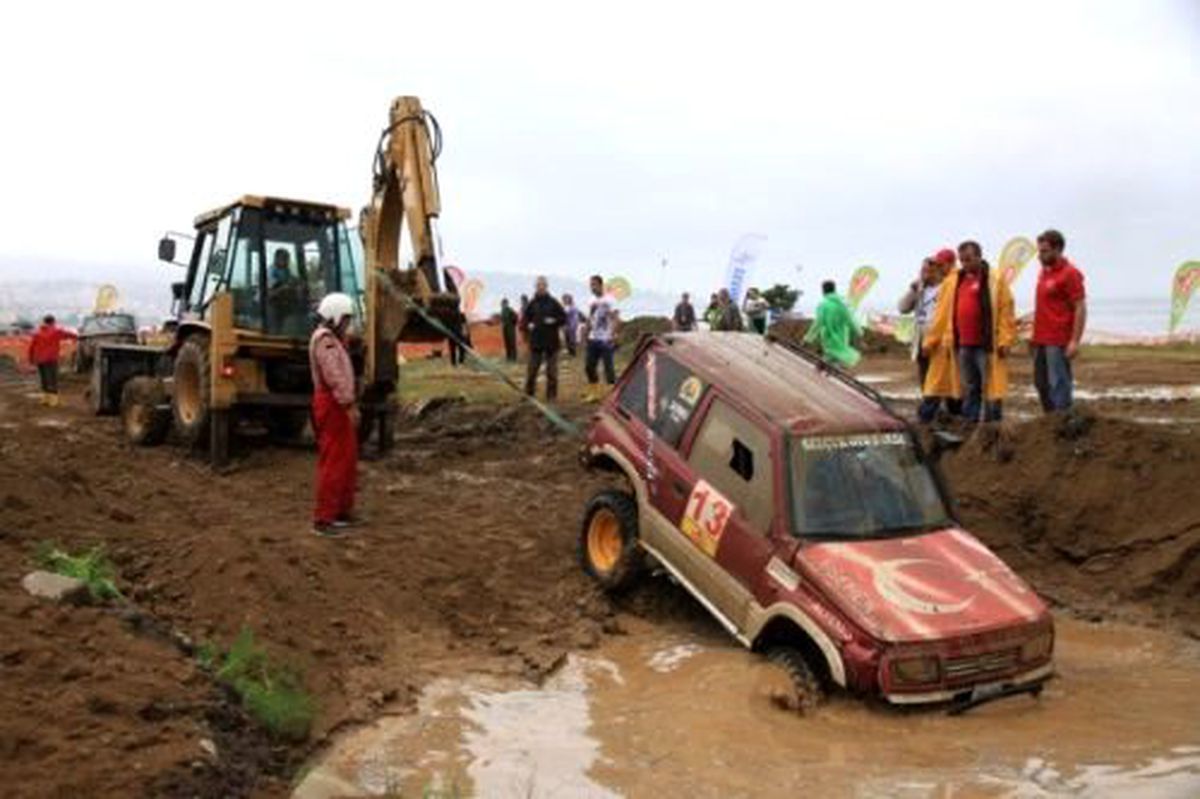 Off-Road İslampaşa\'da Nefes Kesiyor