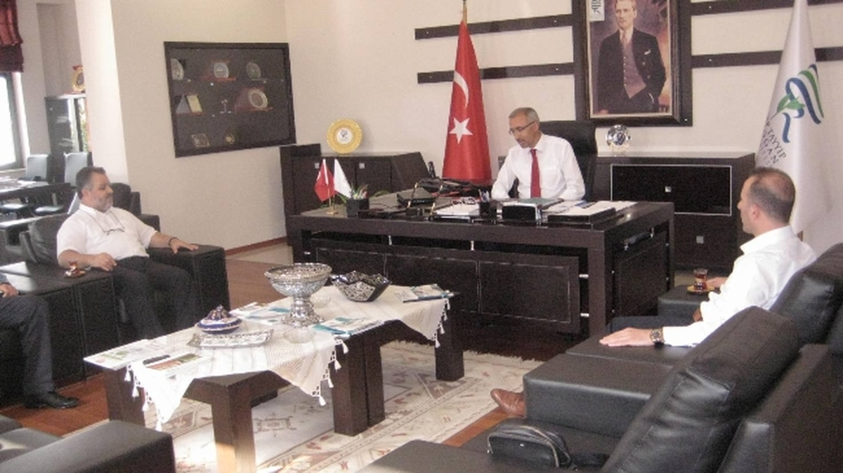 RTEÜ Rektör Vekili Karaman\'a Ziyaretler