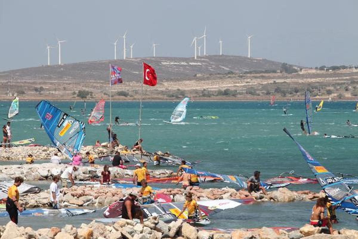 Rüzgarın Kral ve Kraliçeleri Alaçatı\'da
