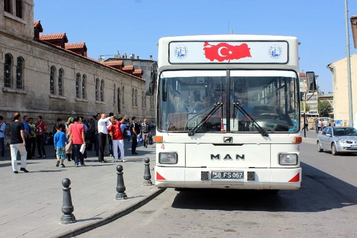 Sivas Belediyesi, Kayserispor Deplasmanına Otobüs Tahsis Etti