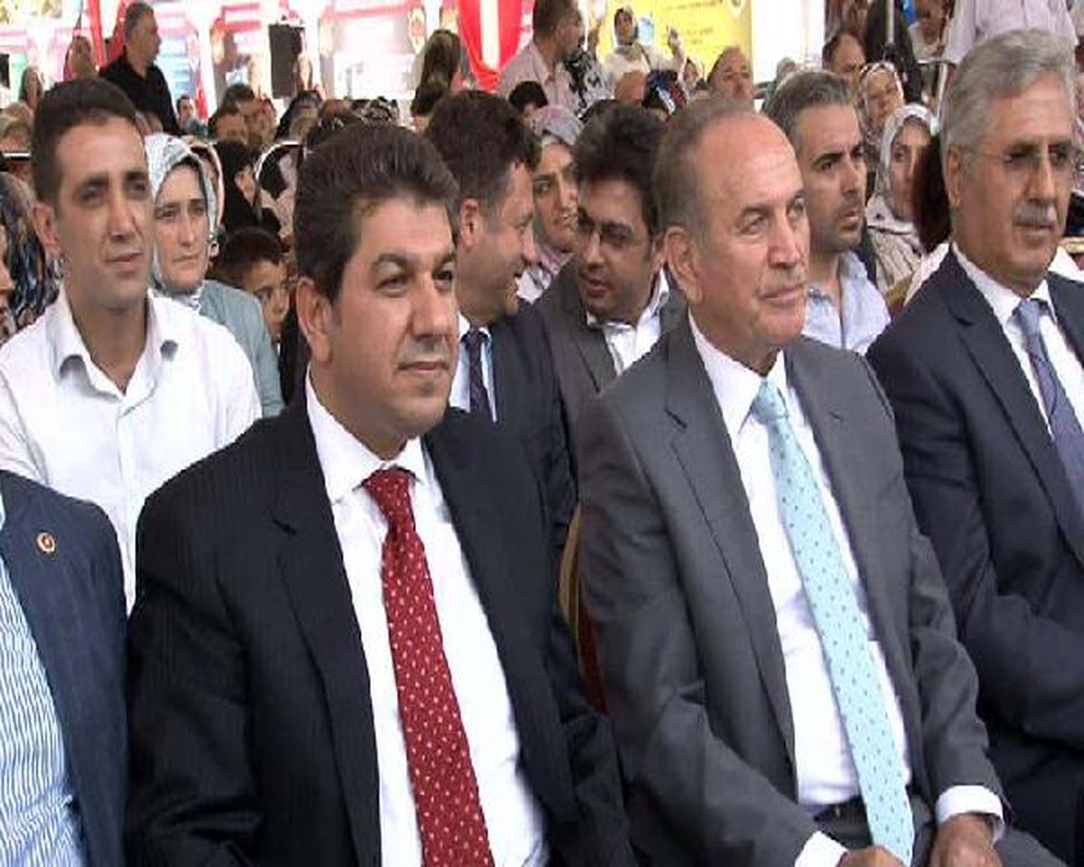 Topbaş "O İşareti" Yaptı, Raiba Meydanı Sürprizini Açıkladı